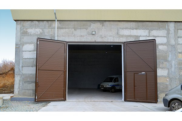 Распашные гаражные ворота ZAIGER GRV-3